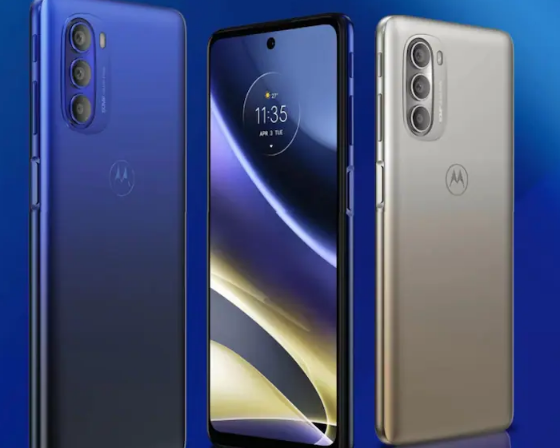 Moto G51 5G 配备三后置摄像头